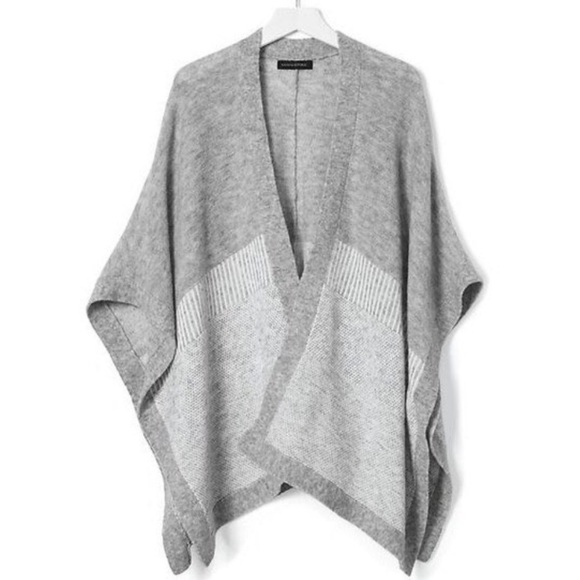 Banana Republic - Birdseye merino/wool poncho - Picture 3 of 8